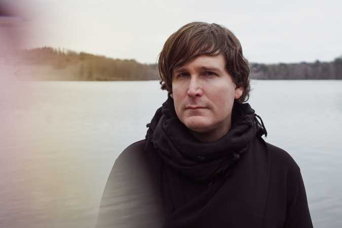 LGW24 artists Rafael Anton Irisarri & KMRU collaborate on new track 'Red Moon Tide'